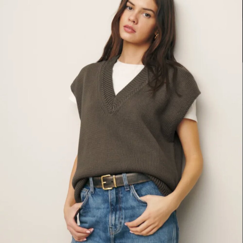 Reformation Marnie Oversized Cotton Sweater Vest in Brown Size S
